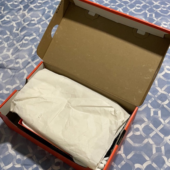 (Sold)Nike boy soccer ⚽️ shoes - Picture 4 of 8